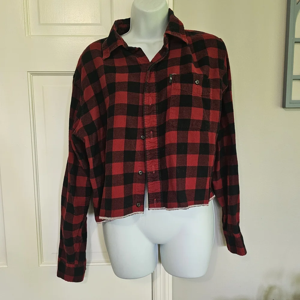 G.H. Bass & Co. Red and Black Plaid Button Down Shirt - Picture 2 of 3